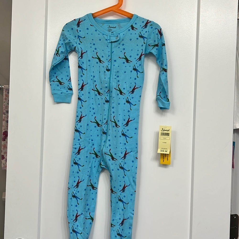Leveret Kids scuba print blue pajamas size 2 years old